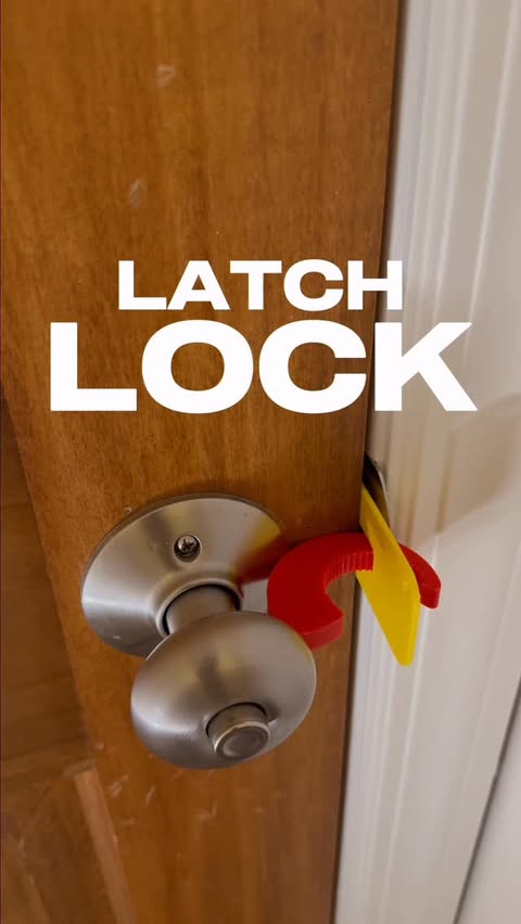 Instagram post by @the_3dwizard for PCBWay. Caption reads: [...] security with a click. Head over to @pcbway....