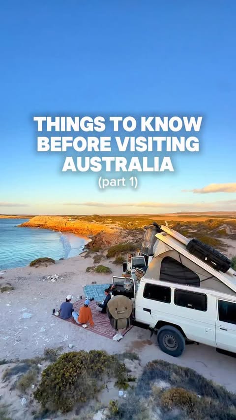 Instagram post by @barefoot.blaze for Holafly. Caption reads: Thinking about visiting Australia!? 👀😍
Here are....