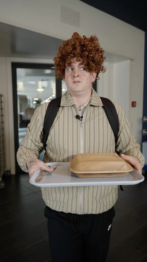 Instagram post by @ericwdrae for L'Oréal Paris. Caption reads: Wenn dis Lebe en High-School Film....