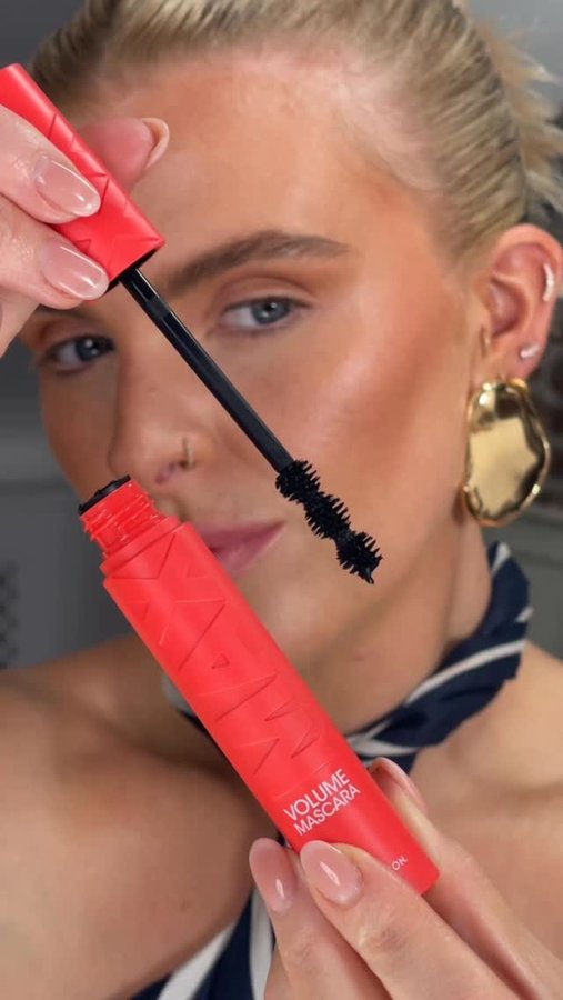 Instagram post by @hartyyy for Collection Cosmetics. Caption reads: MAXX Volume mascara @collectioncosmetics_uk It is....