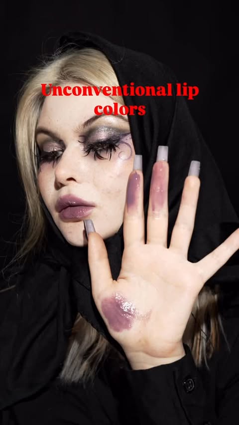 Instagram post by @easy.ber for Kaleidos Makeup. Caption reads: I love this color sm🫠 
GLASSLOAD LIP MELT “Geek....