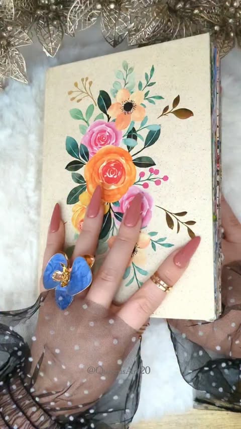 Instagram post by @queensart20 for eStarCase. Caption reads: [...] Creative Journaling 
🎀 Supplies from....