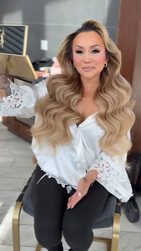 Instagram post by @hairby.chuy for BELLAMI Hair. Caption reads: [...] Brides 🤍 Hair Extensions @bellamihair use....