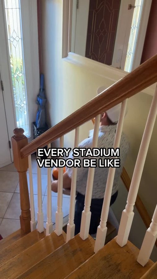 Instagram post by @nicky.cass for JBL. Caption reads: POPCOOORN, PEANUTS. Saturday with @gamecockfb and....