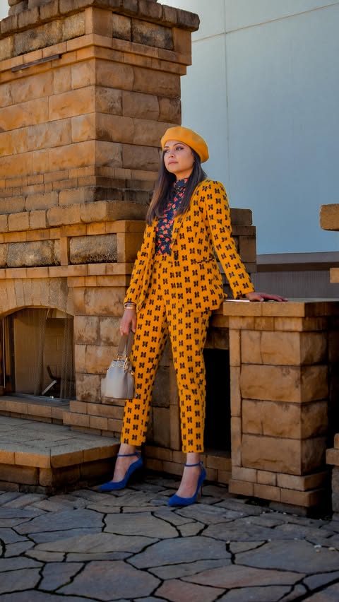 Instagram post by @musingsofsaumya for Honeylove. Caption reads: I was a total shapewear virgin because all the....