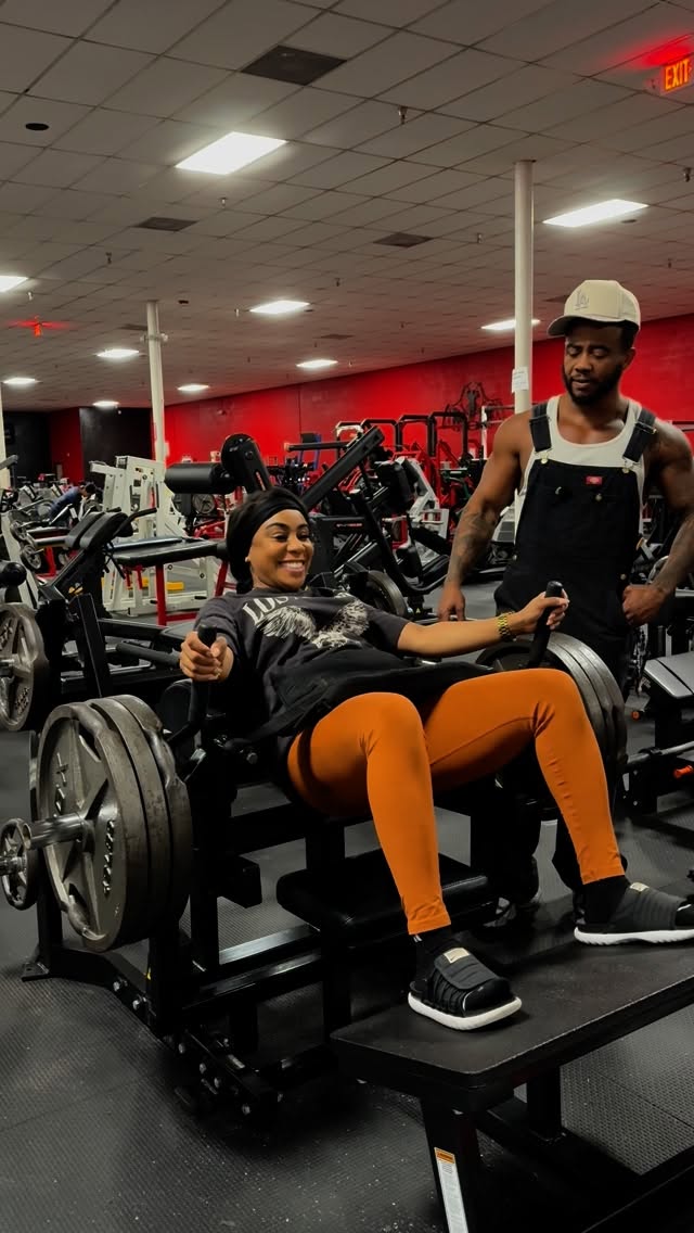 Instagram post by @performanceready for Dickies. Caption reads: Monday = LEG DAY 🦵🔥
Strong glutes aren’t just....