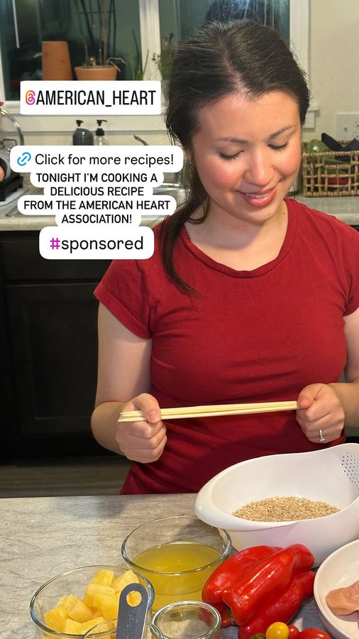 Instagram post by @ayomadelyn for American Heart Association. Caption reads: [...] #family #dinner #theamericanheartassociation....