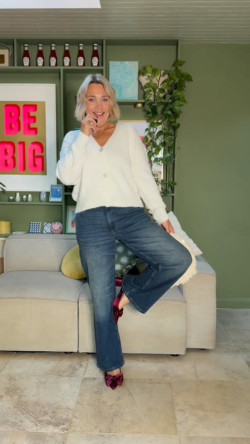 Instagram post by @inpolife for Peacocks. Caption reads: AD Ready to party with @peacocks_fashion and I....