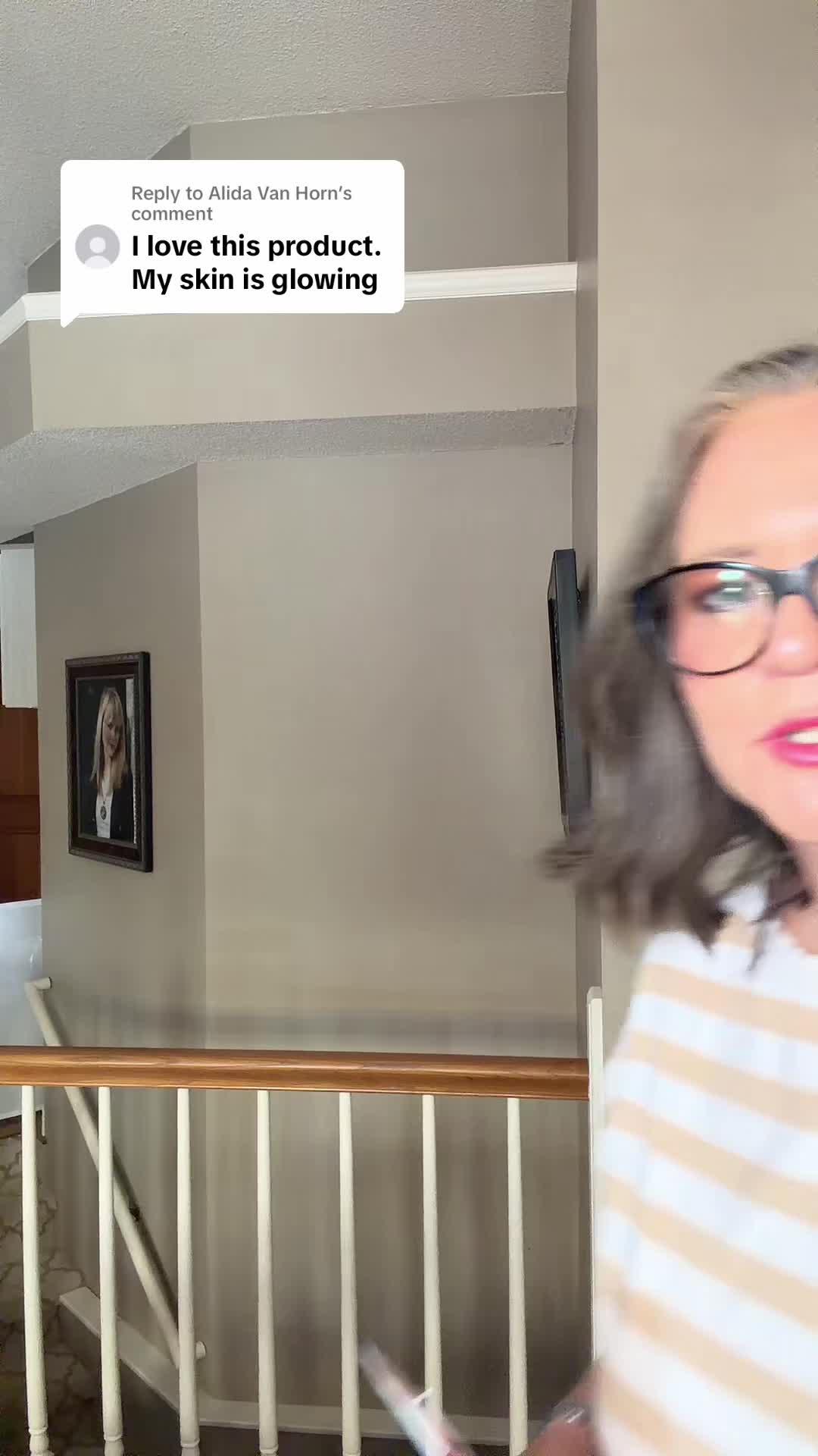 TikTok post by @southern_wellness for Micro Ingredients. Caption reads: [...] #glowingskin #astaxanthin @Micro Ingredients.