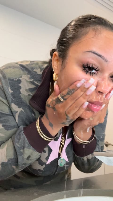 Instagram post by @na0__ for LaserAway. Caption reads: Come with me to get a Hydra Facial at @laseraway....