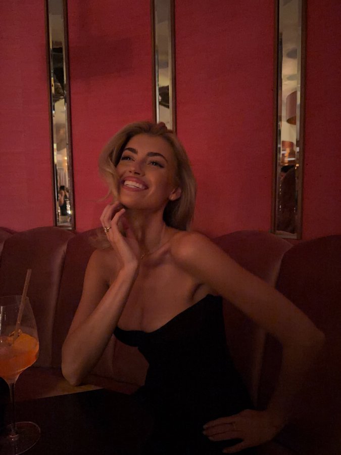 Instagram post by @freyatidy for House of CB. Caption reads: 𐙚⋆°｡⋆♡.