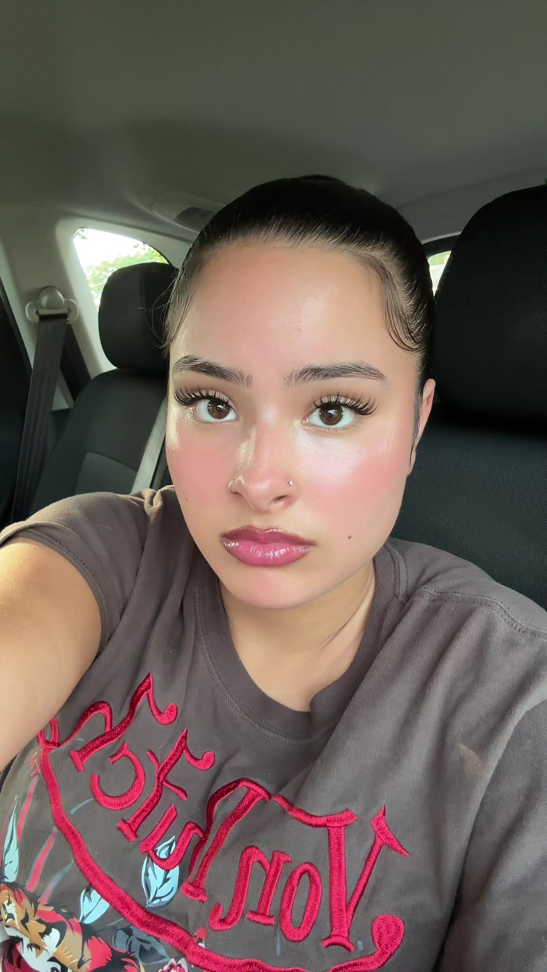 TikTok post by @broooklynnamerie for KEYYOU SHOP. Caption reads: @KEYYOU OFFICIAL natural lash clusters in style:....