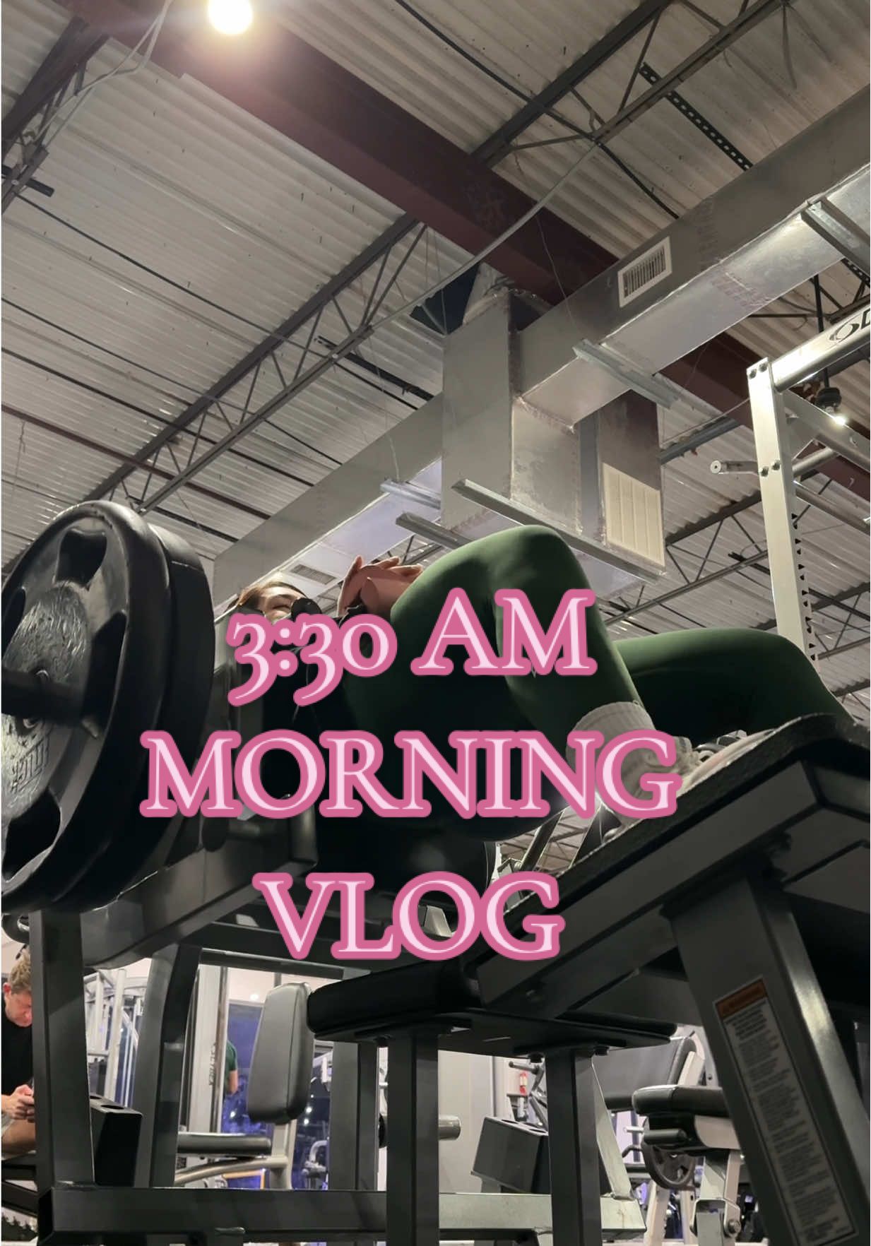 TikTok post by @emily.munozmiranda for EvolveYou. Caption reads: [...] legs ♡ As always my workout is from....