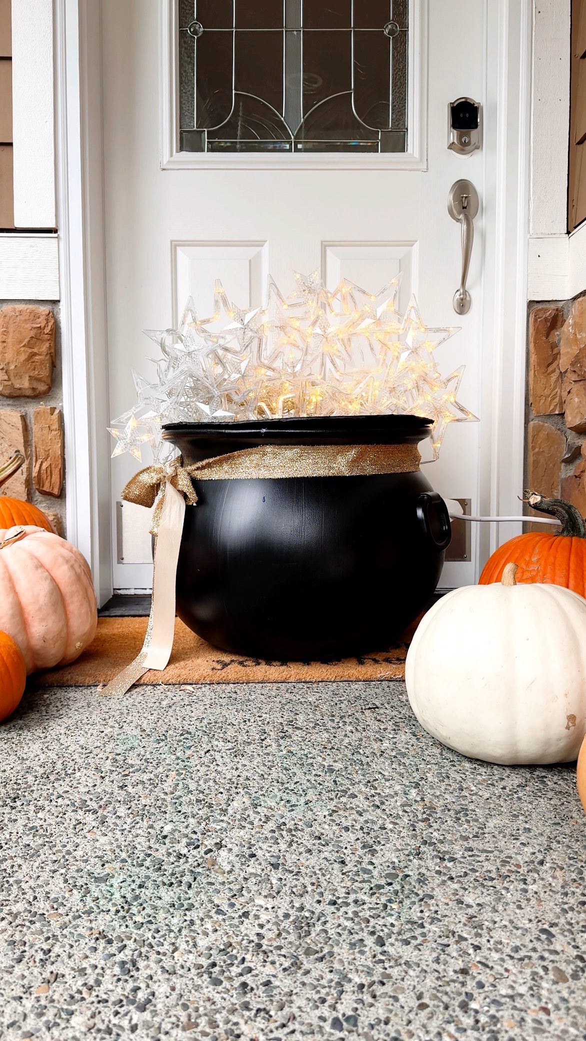 Instagram post by @mama.jots for Party City. Caption reads: Because even your candy bowl deserves a....