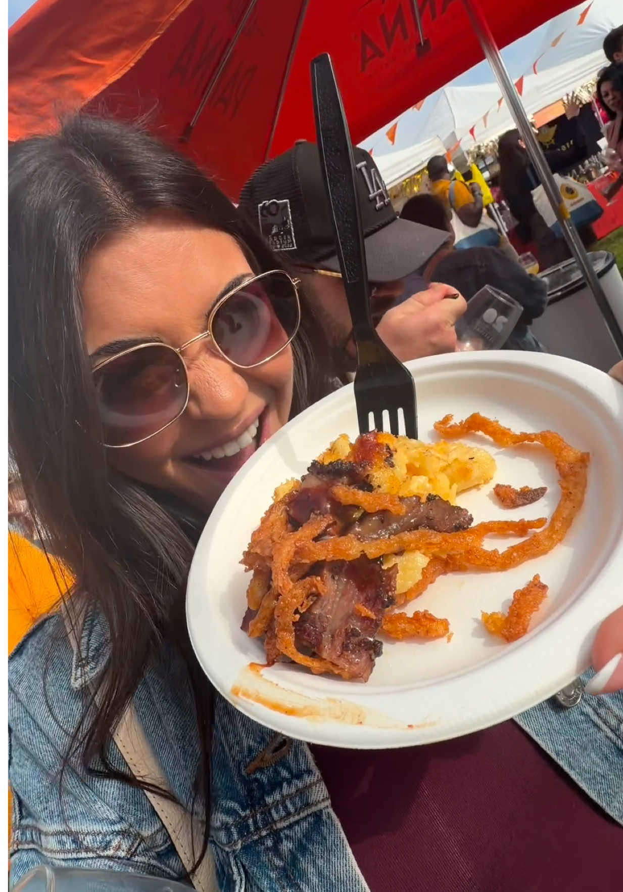 TikTok post by @stephpappas for EUHOMY. Caption reads: [...] ✨🍷🌮 Keeping things chilled with Euhomy:....