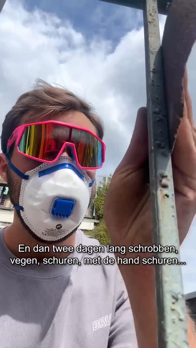 Instagram post by @raouljoshua for Garnier Nederland. Caption reads: AD | Verbouw vlog! 🛠️ Wij gaan ons eigen balkon....