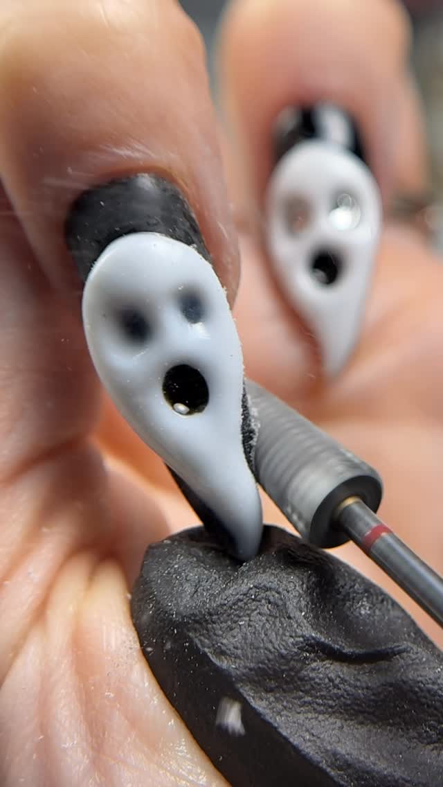 Instagram post by @miralina_nails for VBeautyPure. Caption reads: ghost tips because why not 👻🔪 

@vbeautypure....