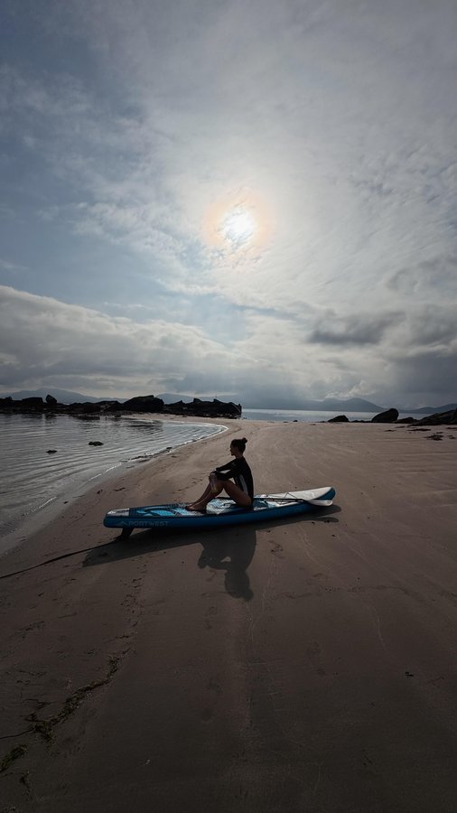 Instagram post by @carolinehassett_ for Revive Active. Caption reads: [...] thing every morning I take my @reviveactive....