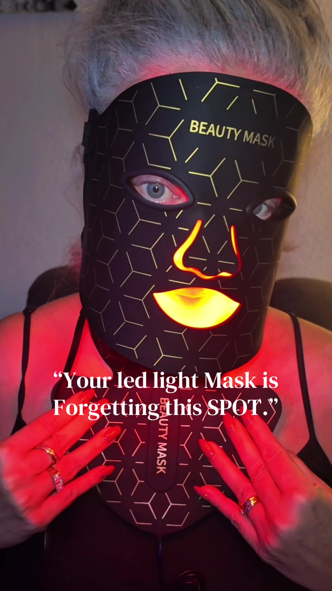 TikTok post by @nanajak54 for Wavy Chic. Caption reads: [...] #phototherapytreatment #beautymask #@Wavy....