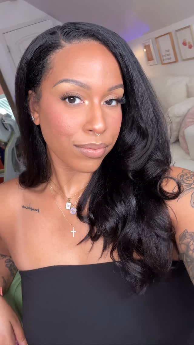 Instagram post by @ifancycupcakes for Ashimary Hair. Caption reads: One of my favorite textures to wear 😍 if it’s not....