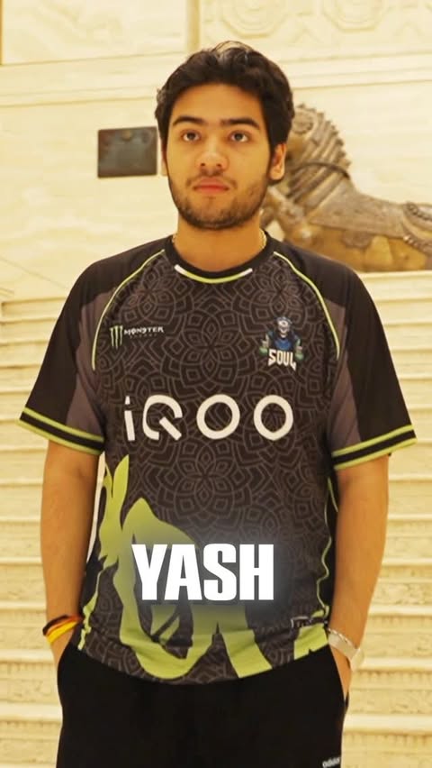Instagram post by @soulesportsofficial for iQOO. Caption reads: [...] a “hacker” to becoming the MVP🚀....