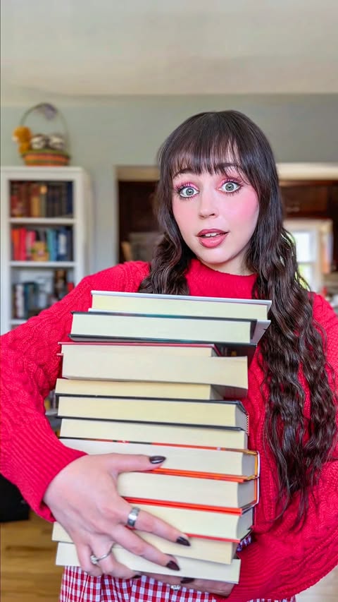 Instagram post by @starry.steph for Mariner Books. Caption reads: [...] you to Saga Press, Fierce Reads, Mariner....