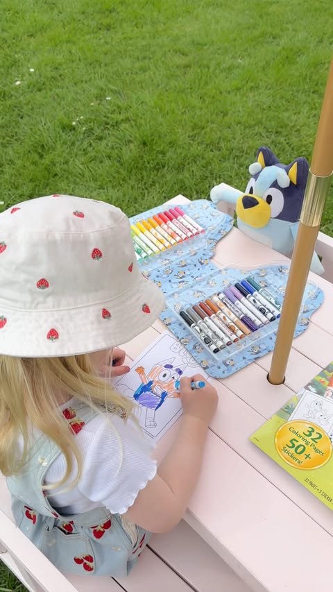 Instagram post by @conniesavage_ for Crayola. Caption reads: Spring crafternoons outside with @crayola_anz X....