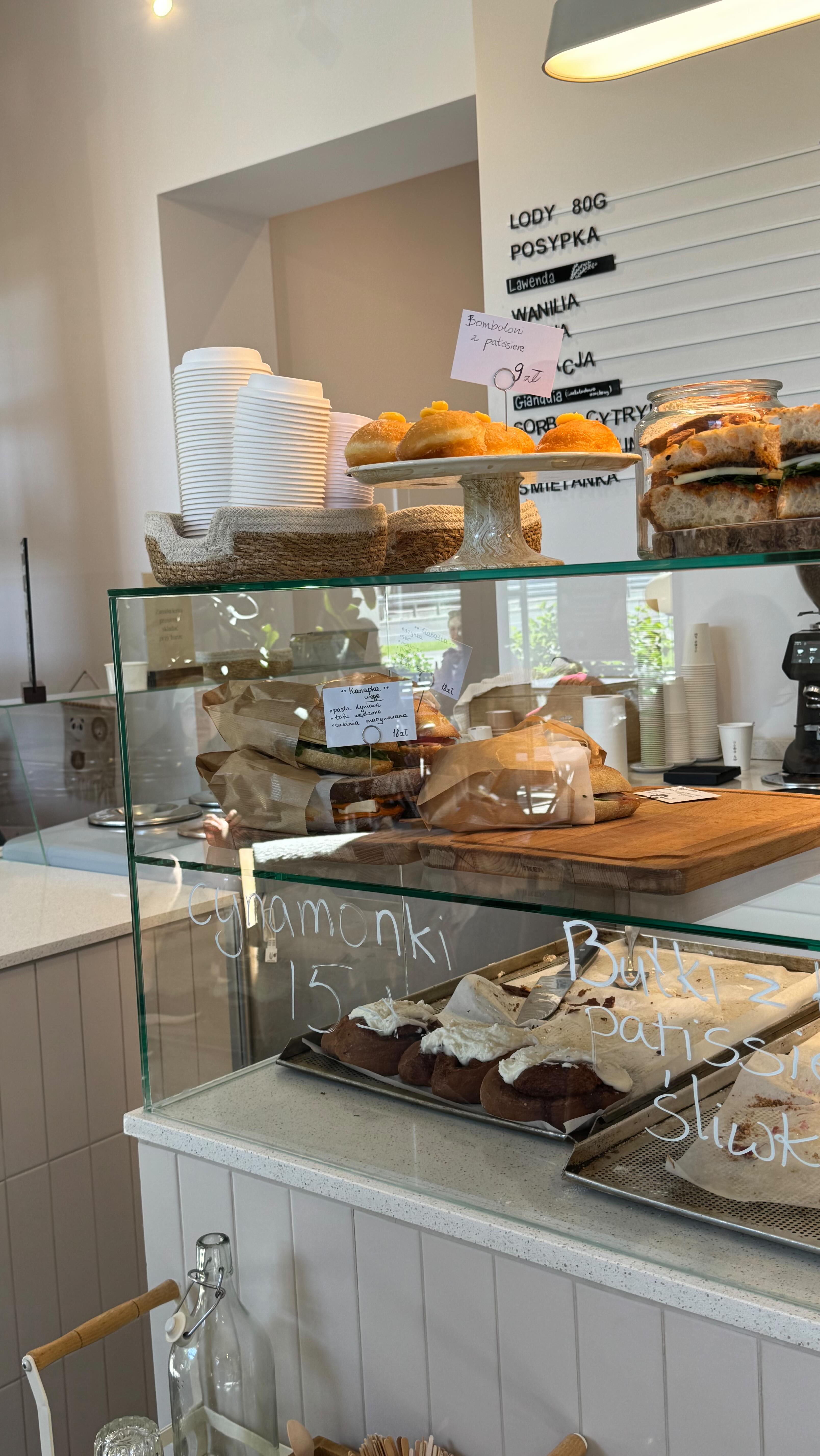 Instagram post by @rogalskazosia for Paulas Choice. Caption reads: My daily skincare routine with @paulaschoice <33....