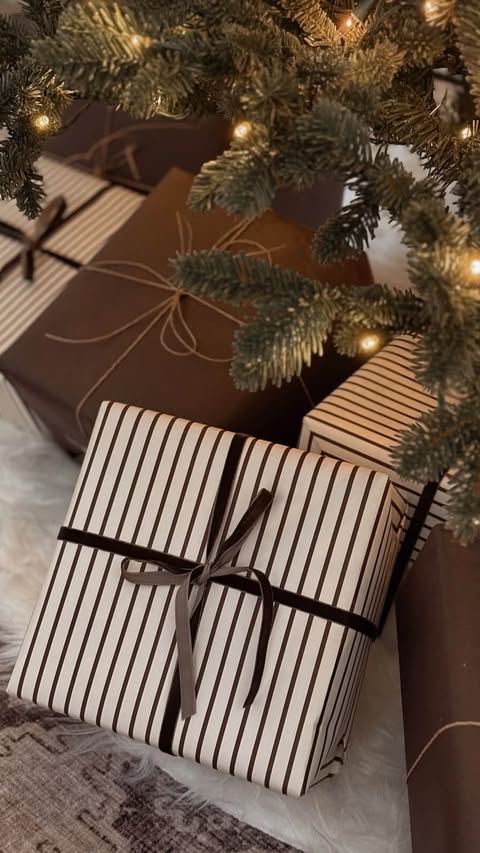 Instagram post by @jettevanhal for bol. Caption reads: Kerst cadeau tips! 📝✨

Linkjes naar de items vind....