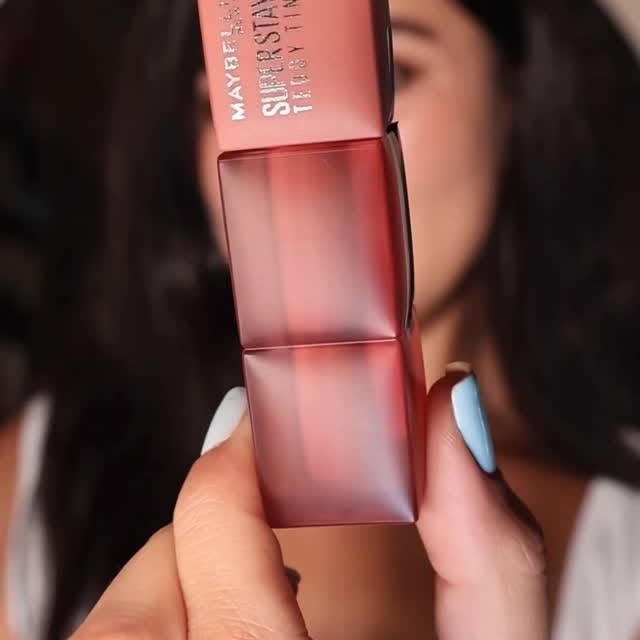Instagram post by @eve.glam for Maybelline New York. Caption reads: Korean lips tutorial 😍✨
using SUPER STAY TEDDY....