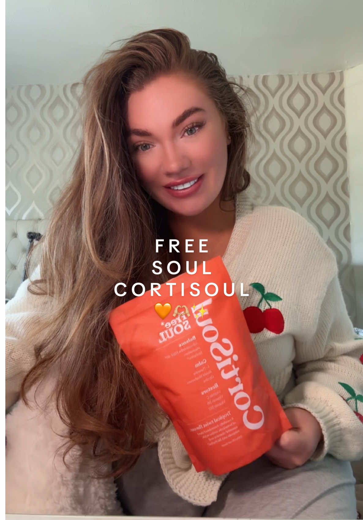 TikTok post by @antoniamegan for Free Soul. Caption reads: Entering my de-stress era 🧡 🫶🏼✨@Free Soul....