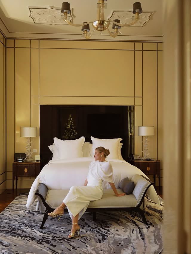 Instagram post by @darinagritsenko for Four Seasons. Caption reads: Checked into the Royal Suite at @fsbudapest....