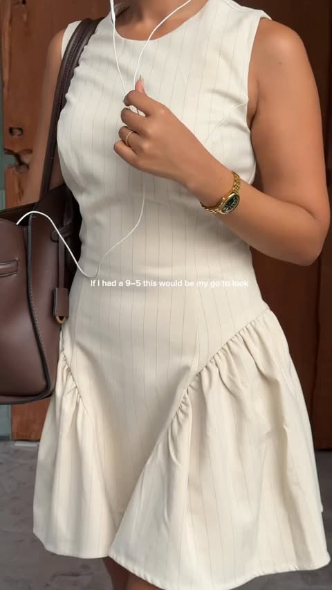Instagram post by @kavitha_balann for dressingpaula. Caption reads: [...] together without trying too hard.....