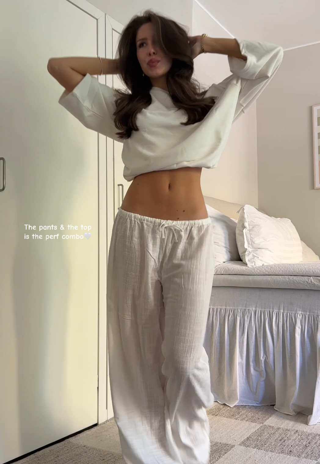 TikTok post by @fridaepettersson for Nelly. Caption reads: Don’t forget to use FRIDA20 for 20% off Nelly by....