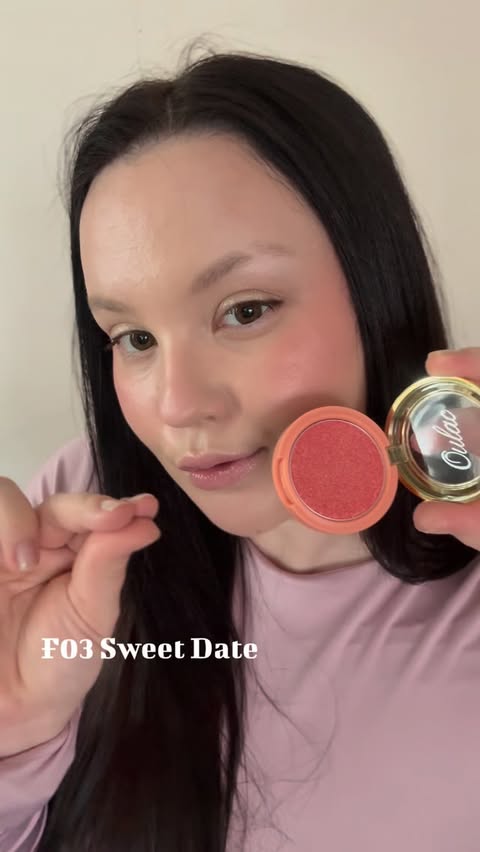 Instagram post by @girl_era_uk for Oulac Cosmetics. Caption reads: Pretty blush for every day by....