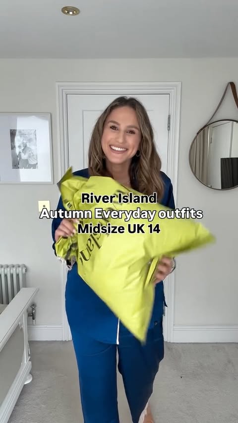 Instagram post by @stylingwithrebecca for River Island. Caption reads: [...] #autumnstyle #everydaystyle #size14....