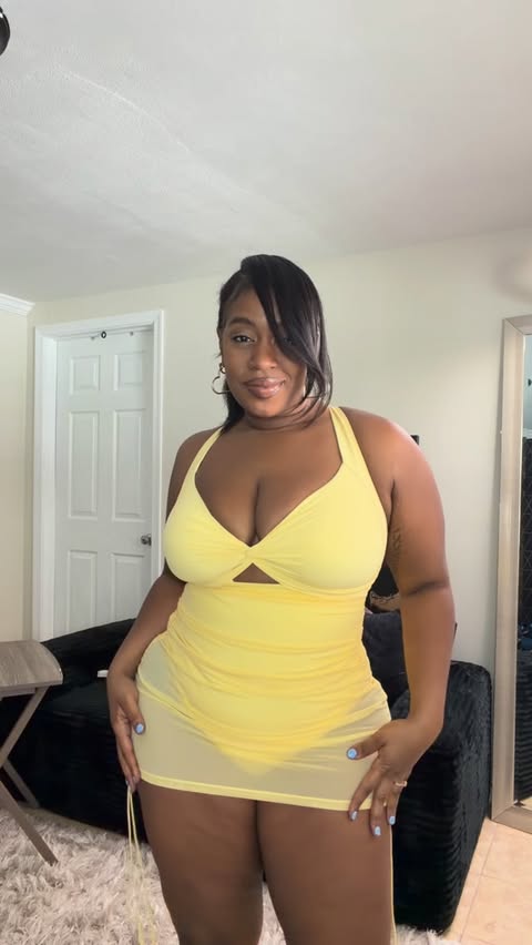 Instagram post by @adoremimore for Shapellx. Caption reads: [...] to use my code: NELLY20 @shapellxofficial ....