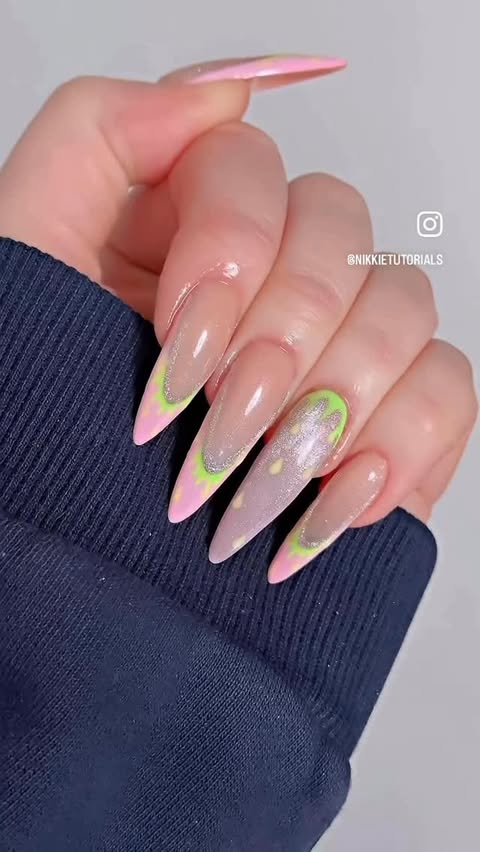 Instagram post by @electanailart for Pink Gellac. Caption reads: ✨Doing nails is my happy place✨

The Queen....