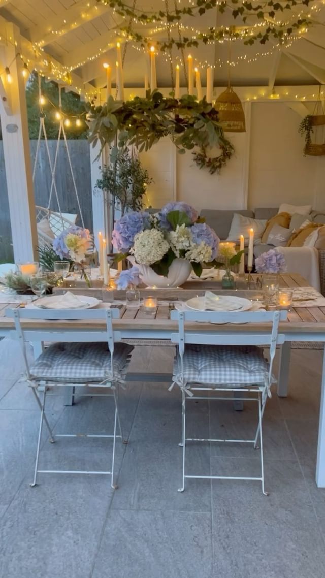 Instagram post by @hearts_at_claremont for Arena Flowers. Caption reads: Heavenly hydrangeas in my Grandma’s vintage vase....