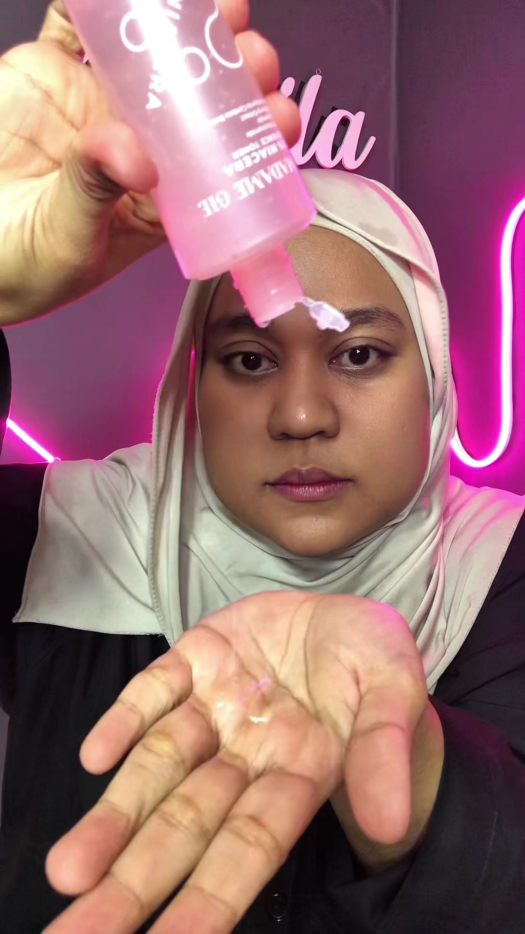 TikTok post by @nabilaanandapauzi for Madame Gie Cosmetics. Caption reads: Night skincare routine @Madame Gie Cosmetics #asmr....