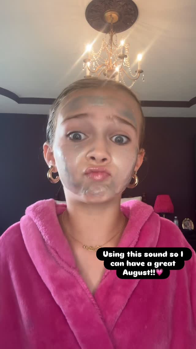 Instagram post by @_suttonranae for I Dew Care. Caption reads: HAPPY AUGUST!!!!💕💕💕

#fyp #girlie #kcgirl....