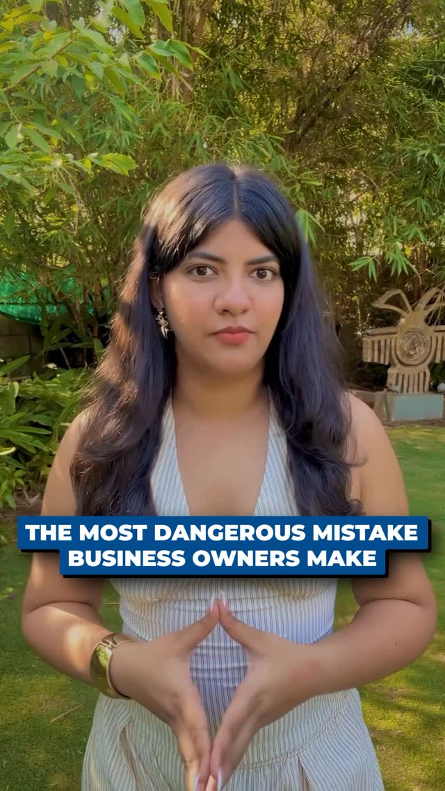 Instagram post by @themoneylancer for HDFC Bank. Caption reads: Business owners will not be able to build wealth....