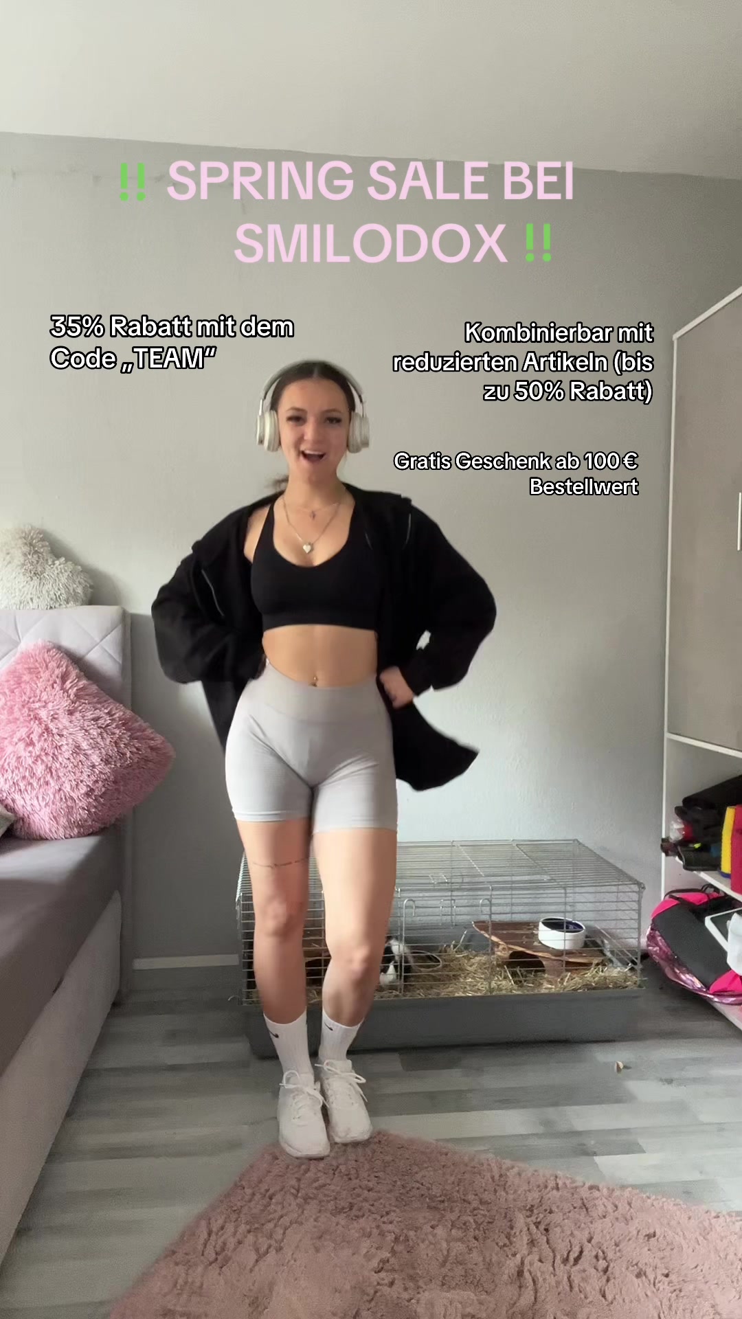 TikTok post by @stacking_jasjas for Smilodox. Caption reads: Der Spring Sale bei Smilodox fängt an!! Gönnt euch....
