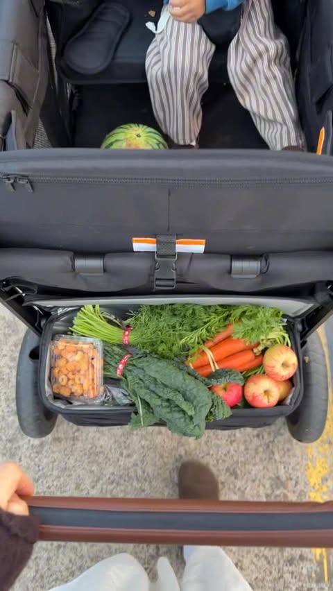 Instagram post by @alexafuelednaturally for WonderFold. Caption reads: Market runs in our @wonderfold  take advantage of....