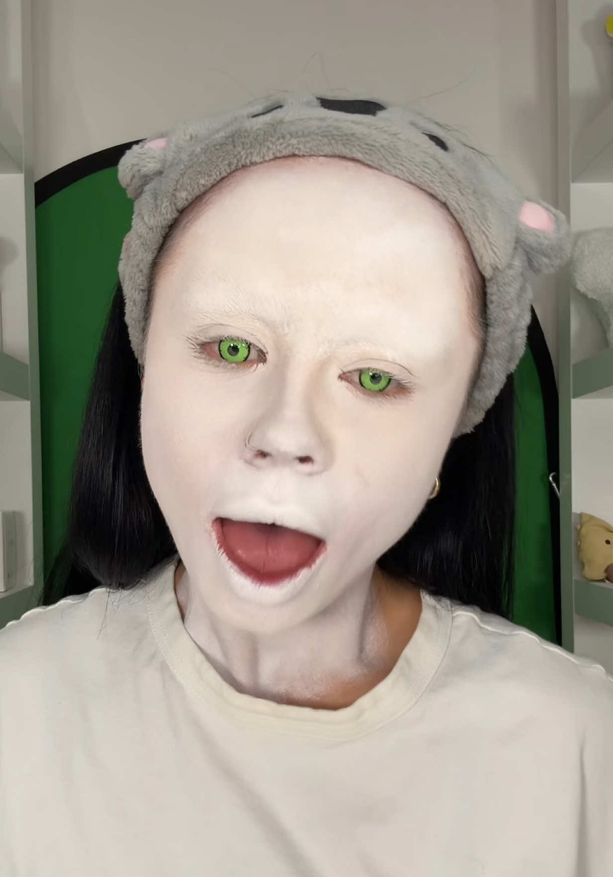 TikTok post by @mselleymay2 for Beauty Bay. Caption reads: Mad Hatter tutorial💚 Products used: @BEAUTY BAY....