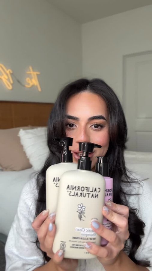 Instagram post by @pamelaburdiez for California Naturals. Caption reads: I can’t believe it??? @californianaturals saved my....