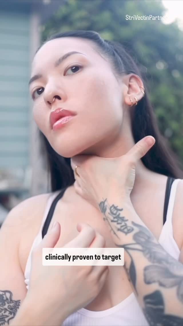 Instagram post by @soothingsista for StriVectin. Caption reads: @StriVectin’s #1 best-selling Super-C Retinol....