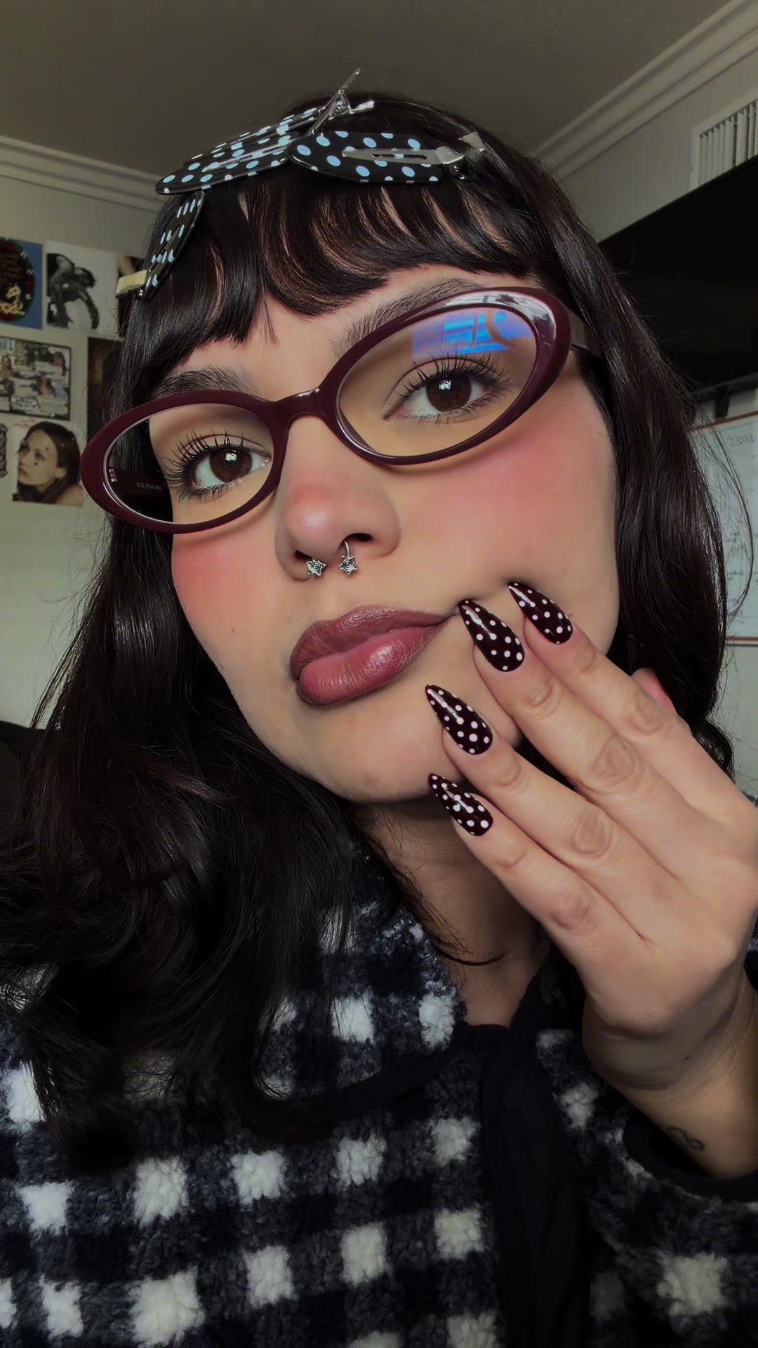 TikTok post by @paulajudithm for Oufer Body Jewelry. Caption reads: [...]  @Oufer Body Piercing Jewelry @Oufer Body....