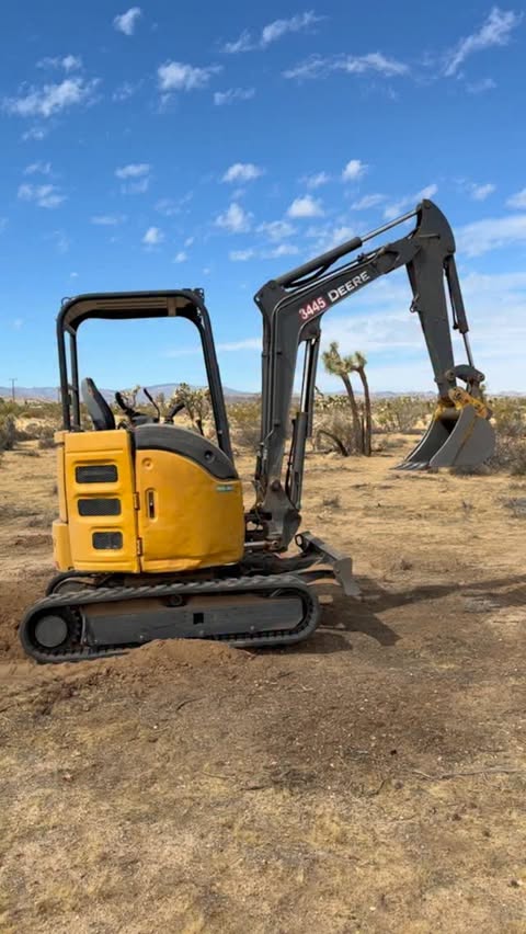Instagram post by @benjaminuyeda for Soundcore. Caption reads: [...] of heavy machinery I am using my Anker....