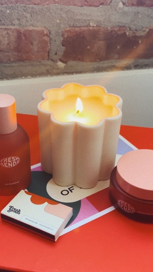 Instagram post by @georgiamweeks for Fresh Sends. Caption reads: [...] occasion 🌸 unbox the Fresh Set from....